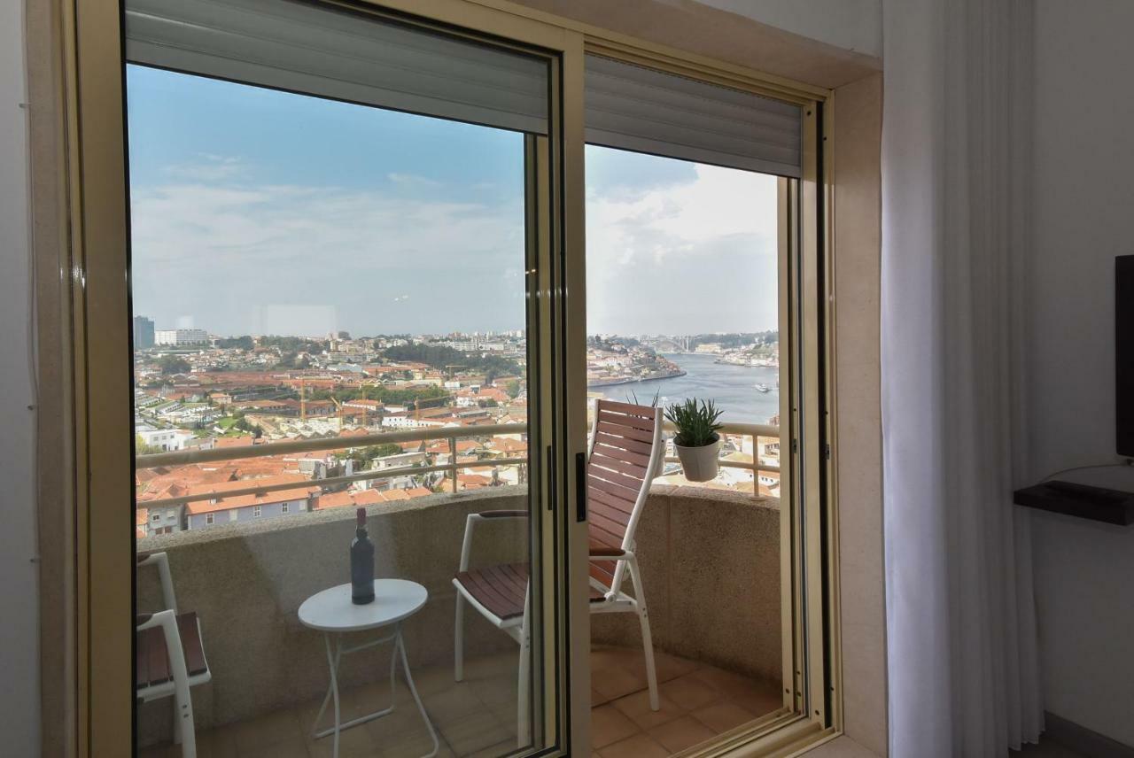 Porto Gaia River View 8 By Mp ヴィラ・ノヴァ・デ・ガイア エクステリア 写真